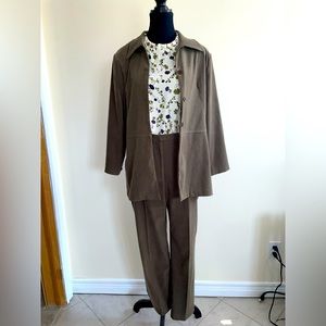 Vintage Jessica pant/cardigan set size 8